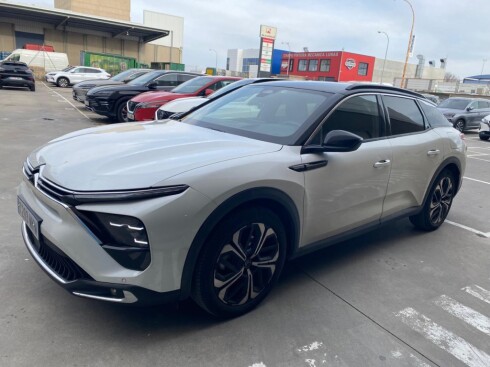 Foto principal del anuncio Citroën C5 X Hybrid 225 e-EAT8 Shine PHEV de Ocasión en Madrid