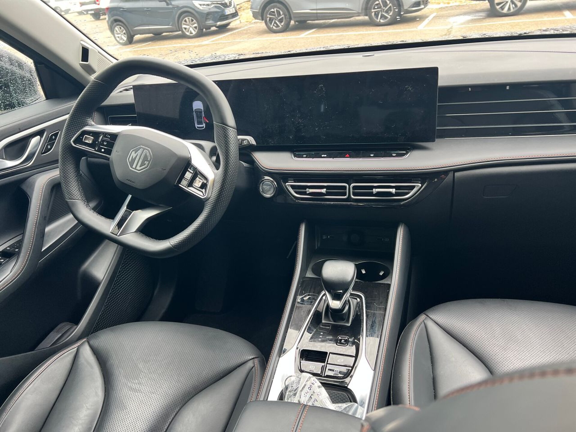 Foto 9 del anuncio MG HS 1.5T-GDI PHEV Luxury  de Ocasión en Madrid