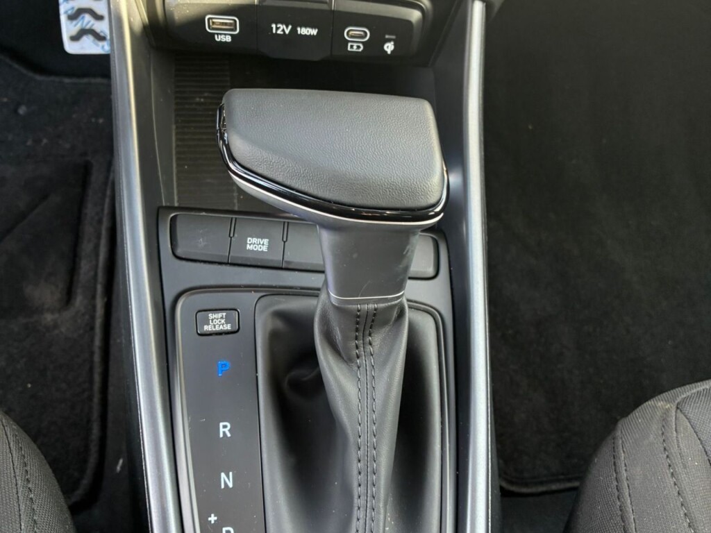 Foto 12 del anuncio Hyundai Bayon 1.0 TGDI 74kW (100CV) 48V Tecno DCT  de Ocasión en Madrid