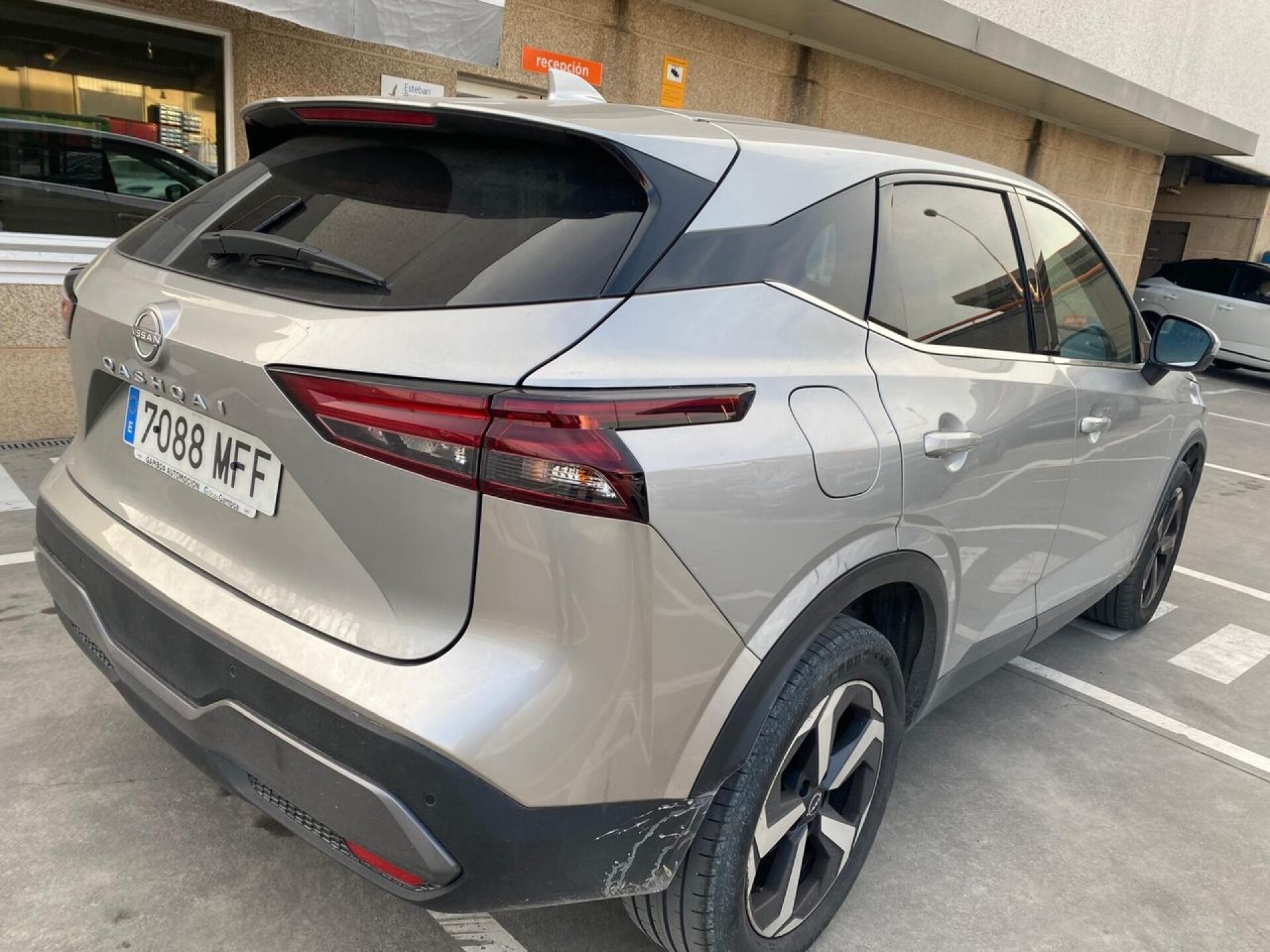 Foto 3 del anuncio Nissan Qashqai DIG-T 116kW Xtronic N-Connecta  de Ocasión en Madrid