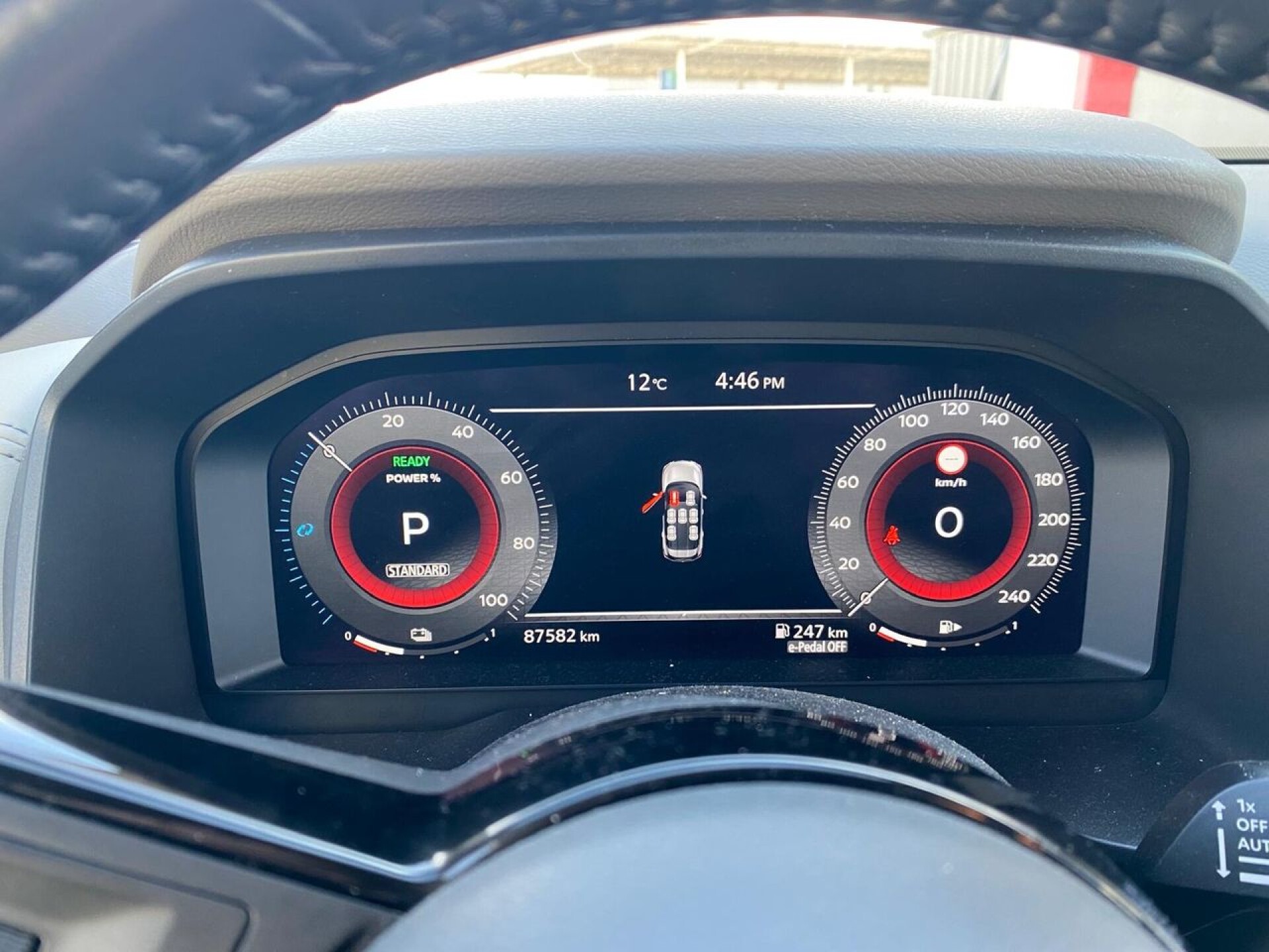 Foto 6 del anuncio Nissan X-Trail 7pl 1.5 e-4ORCE 158kW 4x4 A/T Tekna  de Ocasión en Madrid