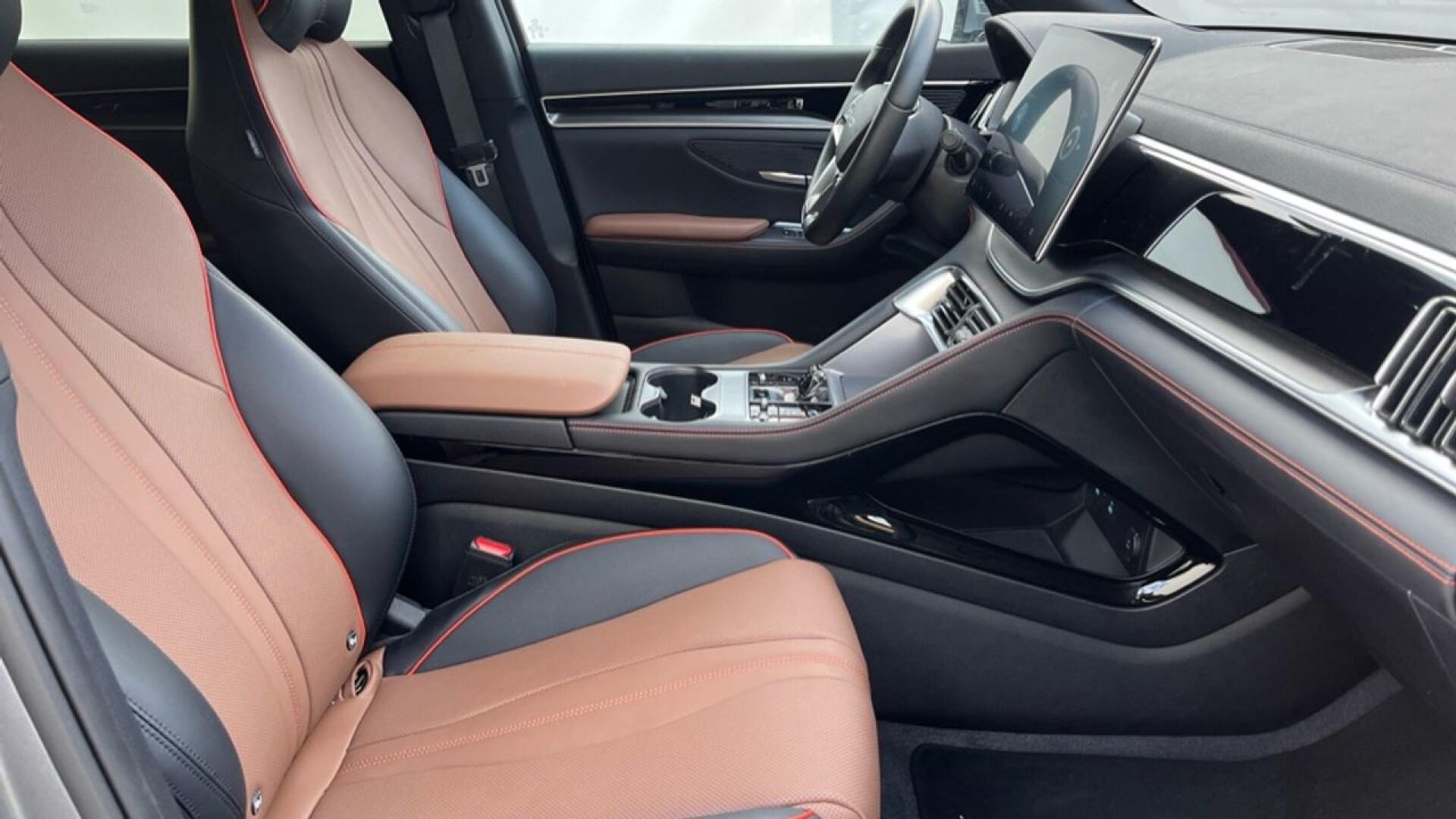 Foto 7 del anuncio BYD Seal U DM-i Comfort  de Ocasión en Madrid