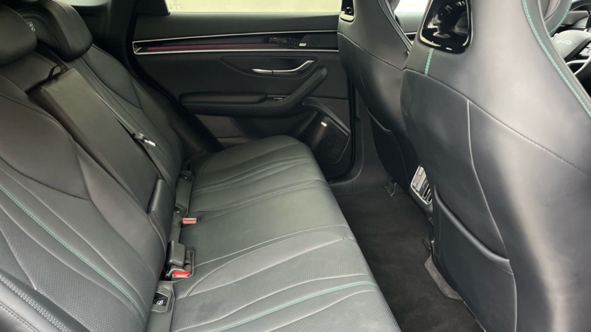 Foto 14 del anuncio BYD Seal U DM-i Comfort  de Ocasión en Madrid