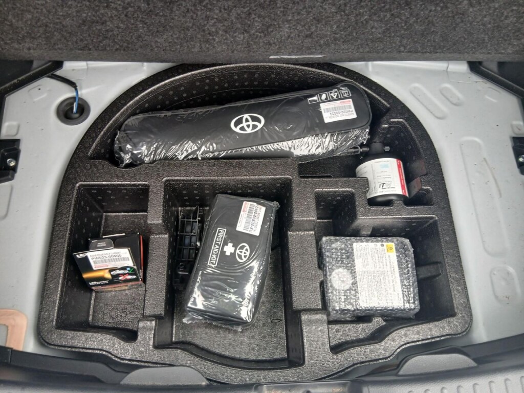 Foto 6 del anuncio Toyota Yaris 1.5 120H Active Tech  de Ocasión en Madrid