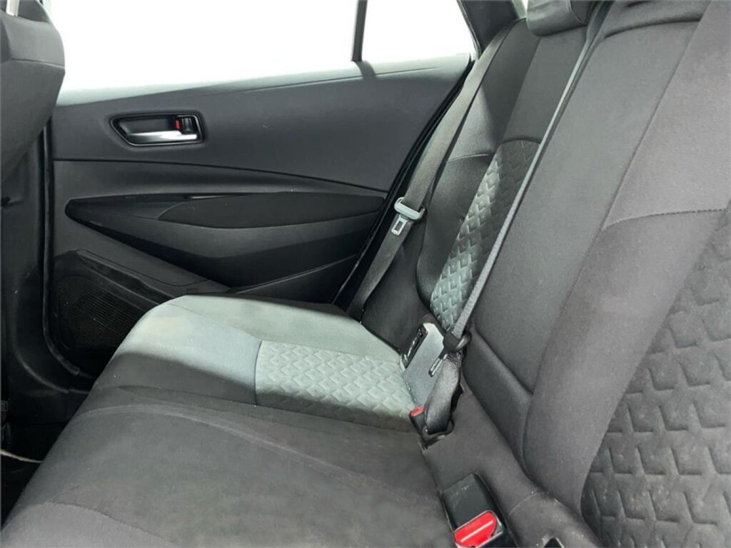 Foto 10 del anuncio Toyota Corolla 5P Active Tech 125H e-CVT  de Ocasión en Madrid