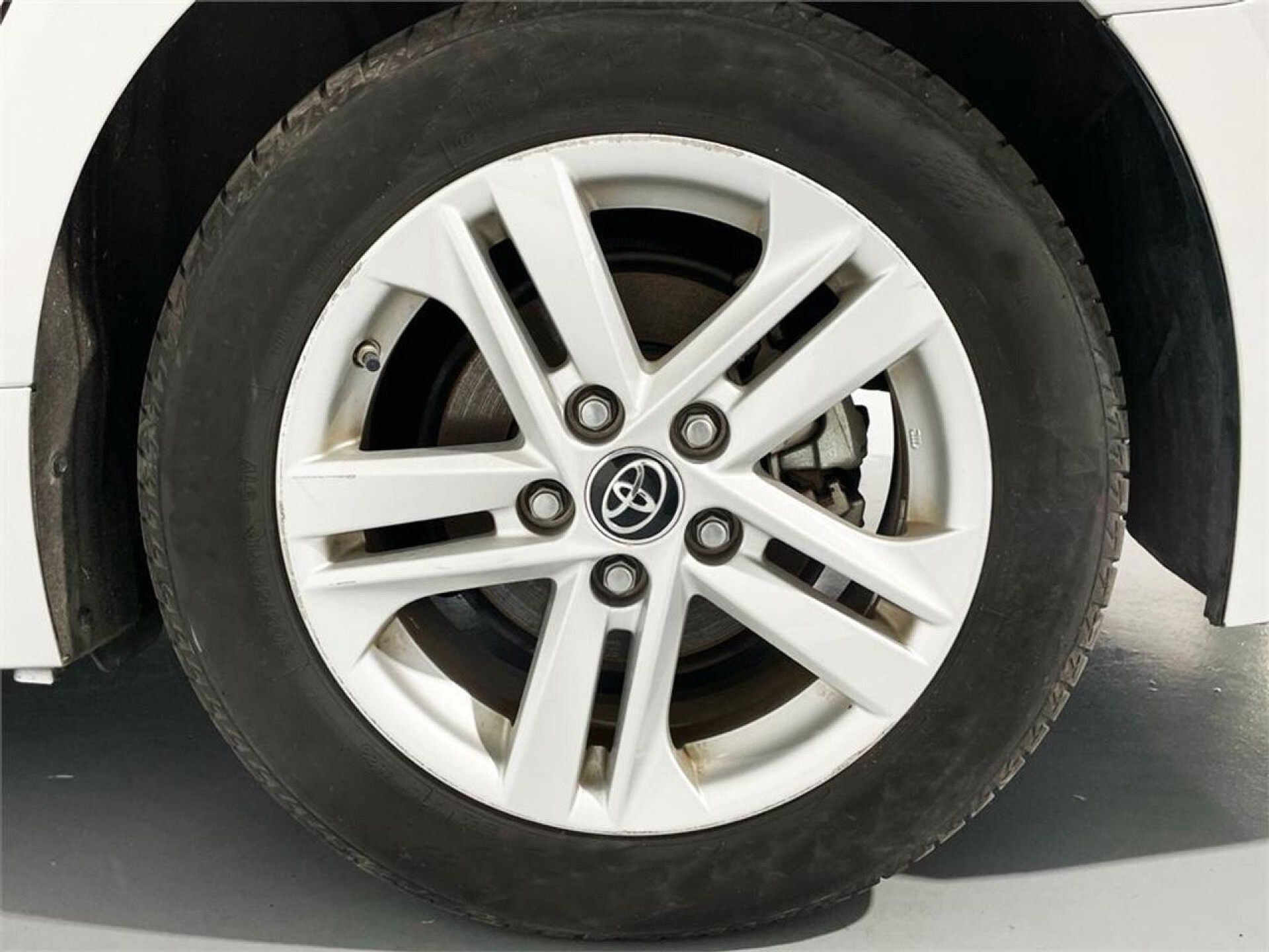 Foto 15 del anuncio Toyota Corolla 5P Active Tech 125H e-CVT  de Ocasión en Madrid