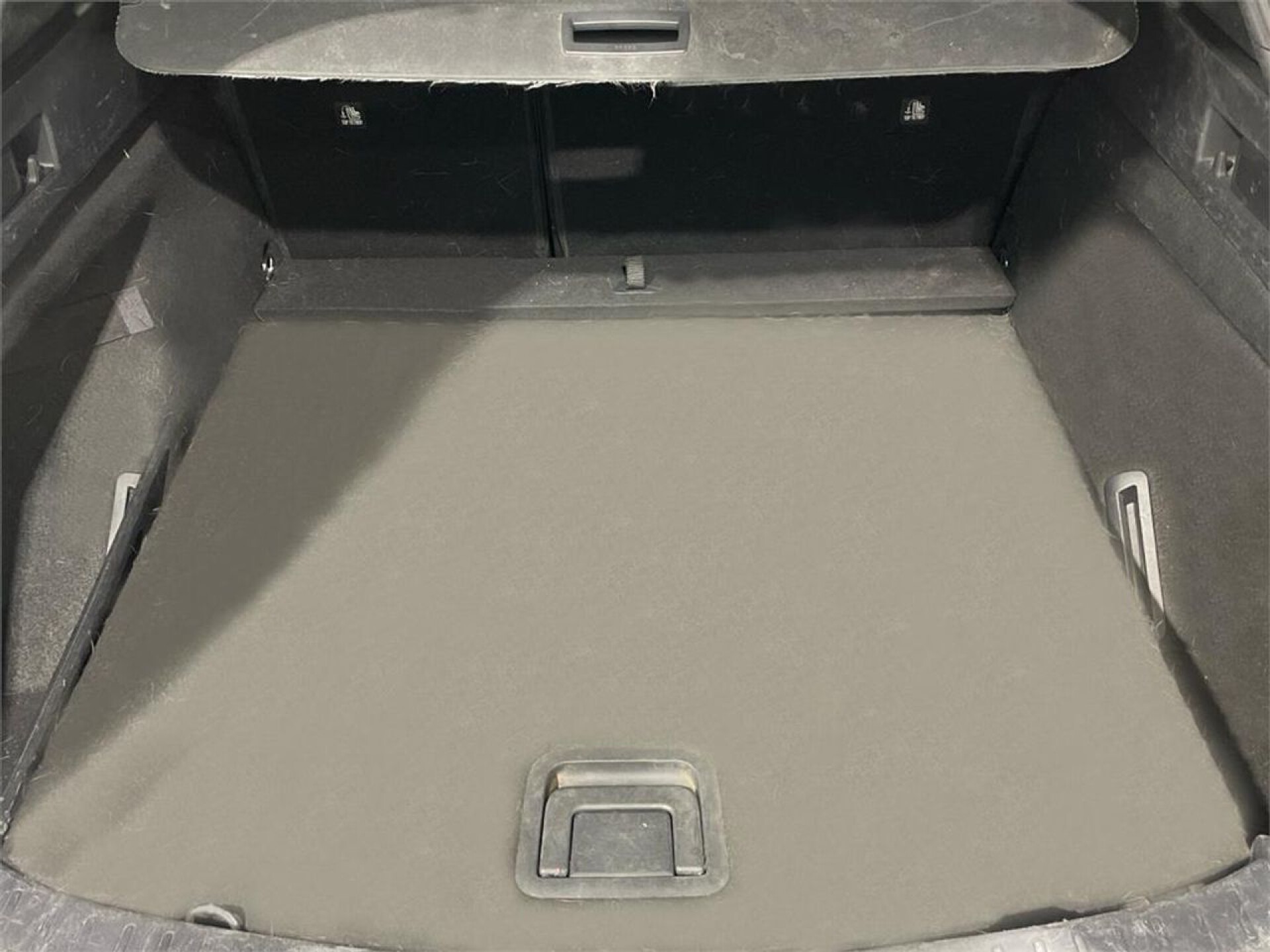 Foto 5 del anuncio Toyota Corolla 5P Active Tech 125H e-CVT  de Ocasión en Madrid