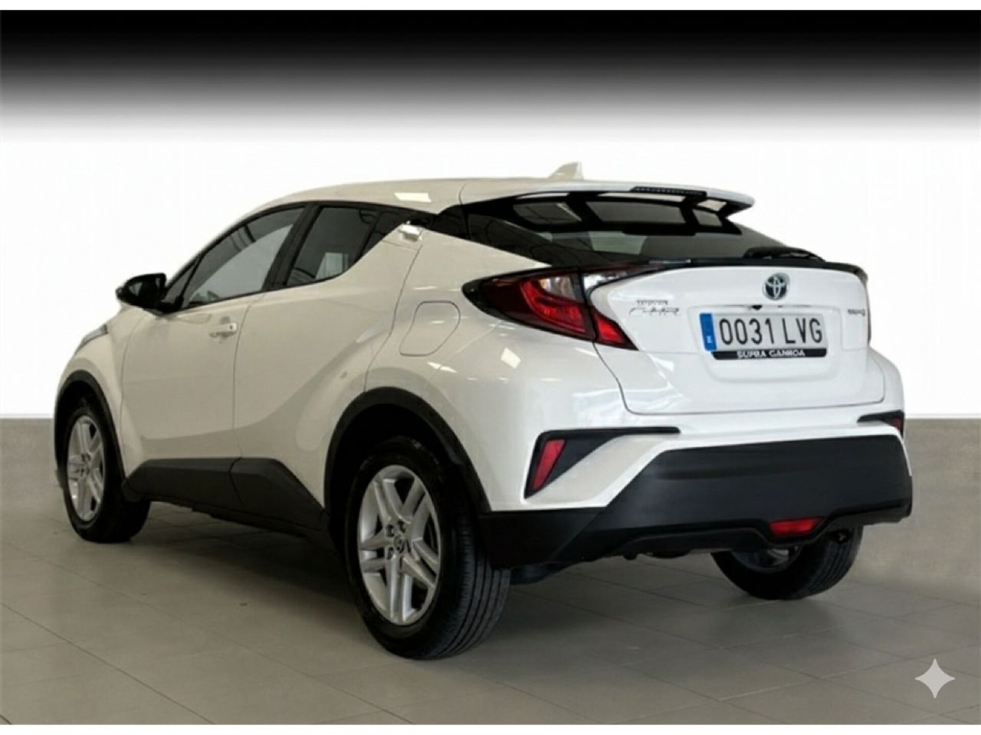 Foto 1 del anuncio Toyota C-HR 5P Active 125H e-CVT  de Ocasión en Madrid