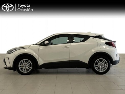 Foto impresión del anuncio Toyota C-HR 5P Active 125H e-CVT  de Ocasión en Madrid