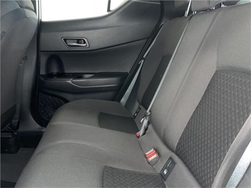 Foto 11 del anuncio Toyota C-HR 5P Active 125H e-CVT  de Ocasión en Madrid