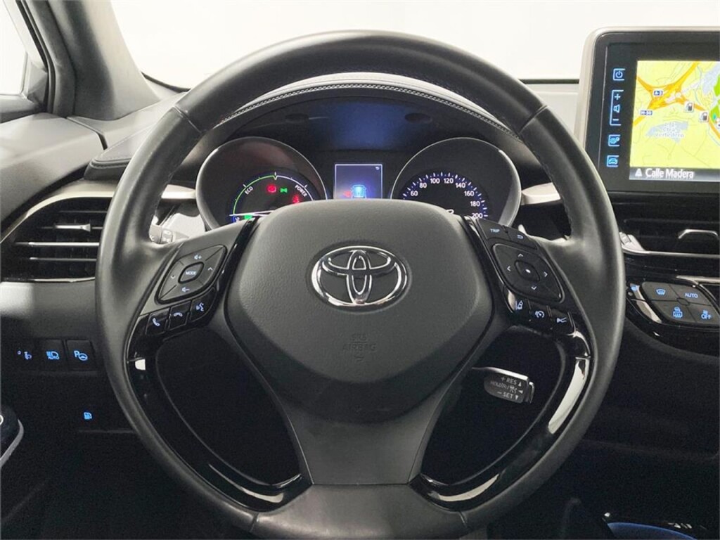 Foto 14 del anuncio Toyota C-HR 5P Advance 125H e-CVT  de Ocasión en Madrid