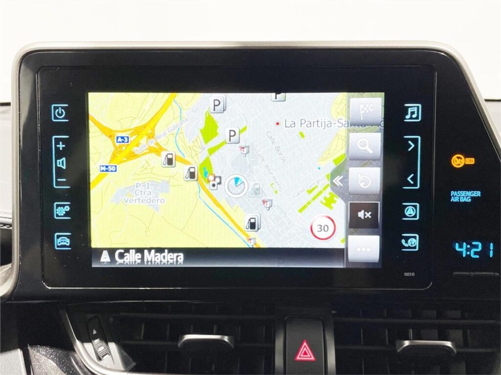 Foto 5 del anuncio Toyota C-HR 5P Advance 125H e-CVT  de Ocasión en Madrid