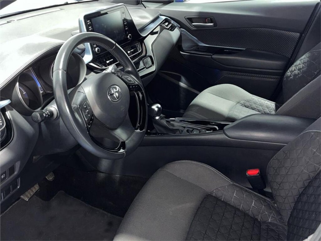 Foto 8 del anuncio Toyota C-HR 5P Advance 125H e-CVT  de Ocasión en Madrid