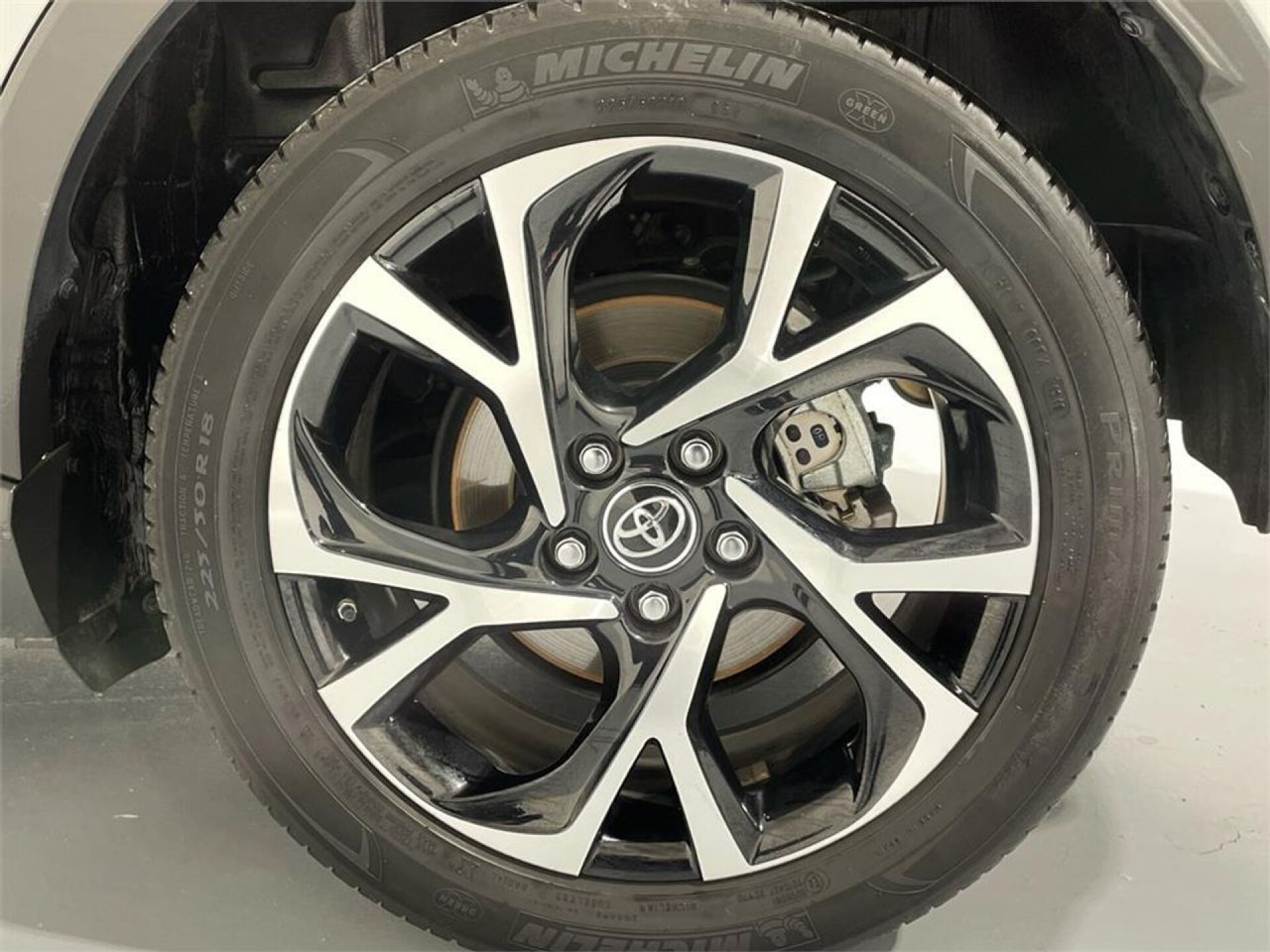 Foto 15 del anuncio Toyota C-HR 5P Advance 125H e-CVT  de Ocasión en Madrid