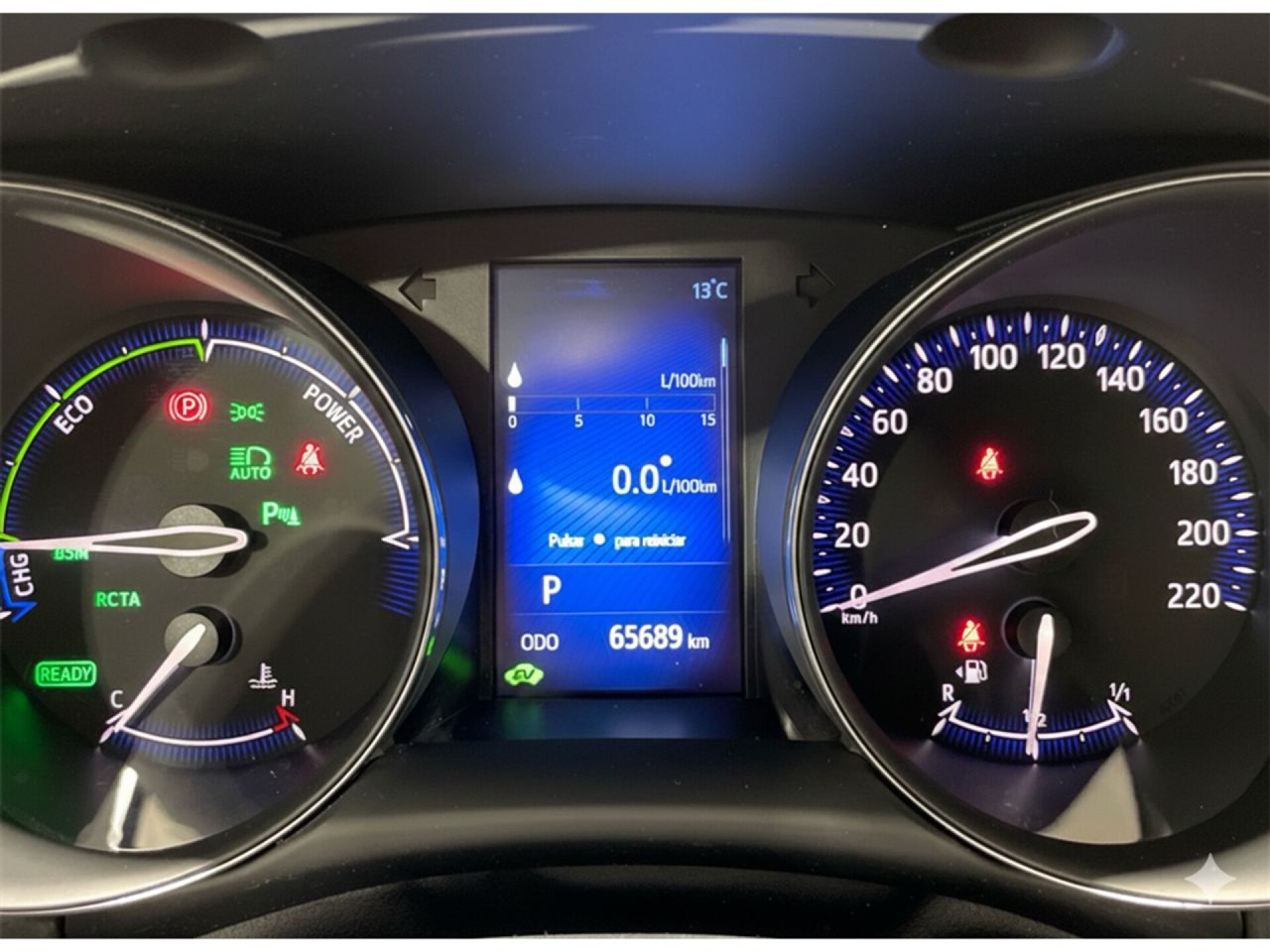 Foto 13 del anuncio Toyota C-HR 5P Advance 125H e-CVT  de Ocasión en Madrid