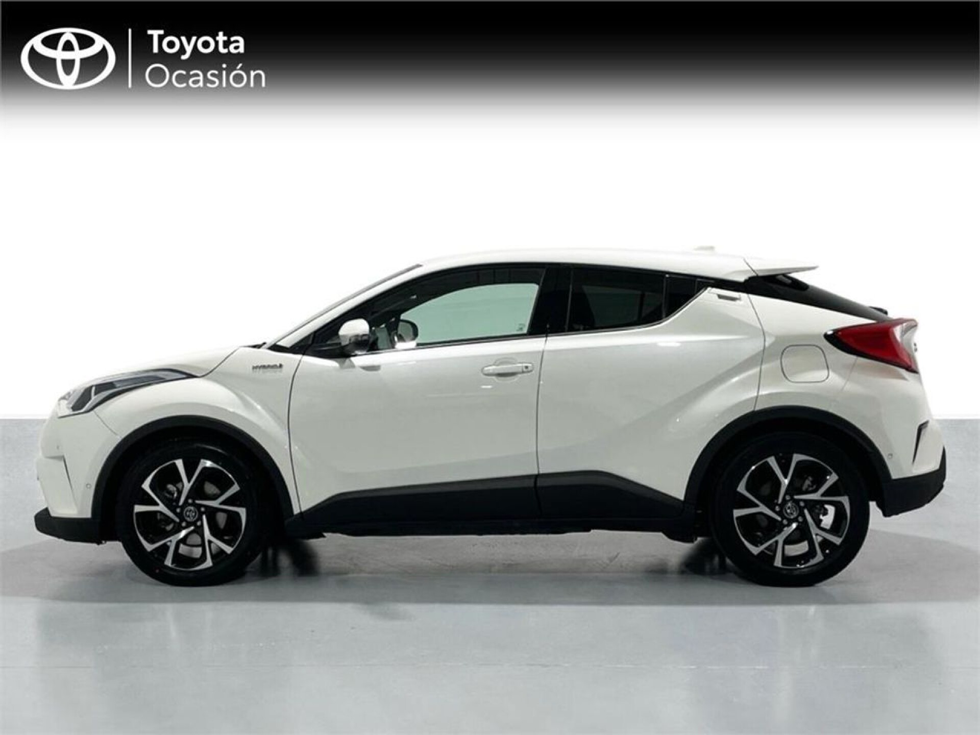 Foto 2 del anuncio Toyota C-HR 5P Advance 125H e-CVT  de Ocasión en Madrid