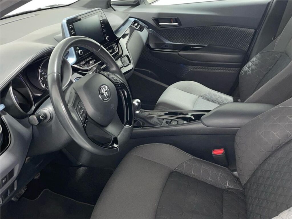 Foto 8 del anuncio Toyota C-HR 5P Advance 125H e-CVT  de Ocasión en Madrid