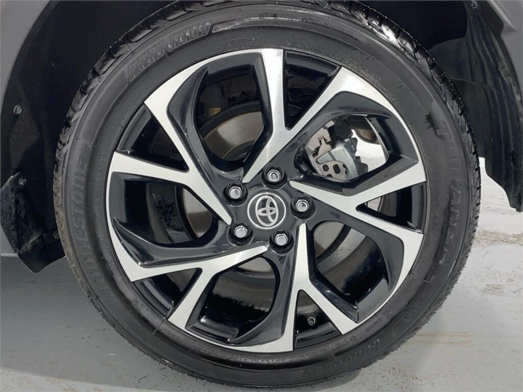 Foto 15 del anuncio Toyota C-HR 5P Advance 125H e-CVT  de Ocasión en Madrid