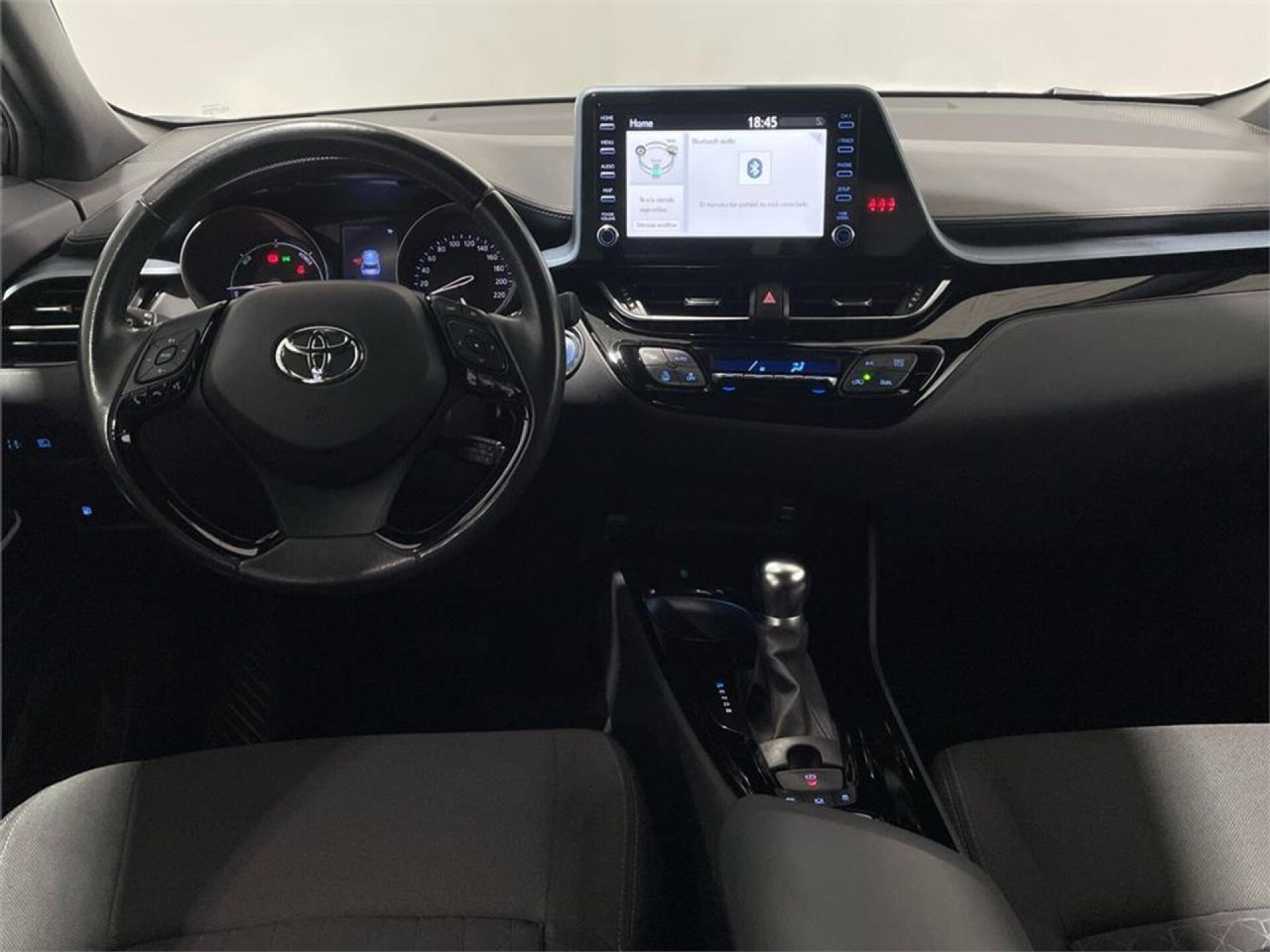 Foto 11 del anuncio Toyota C-HR 5P Advance 125H e-CVT  de Ocasión en Madrid