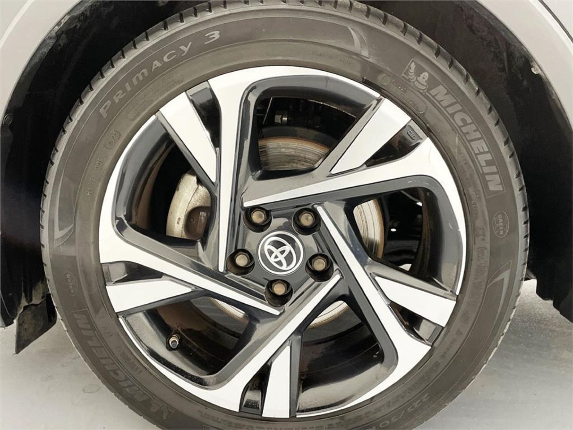 Foto 15 del anuncio Toyota C-HR 5P Advance 125H e-CVT  de Ocasión en Madrid