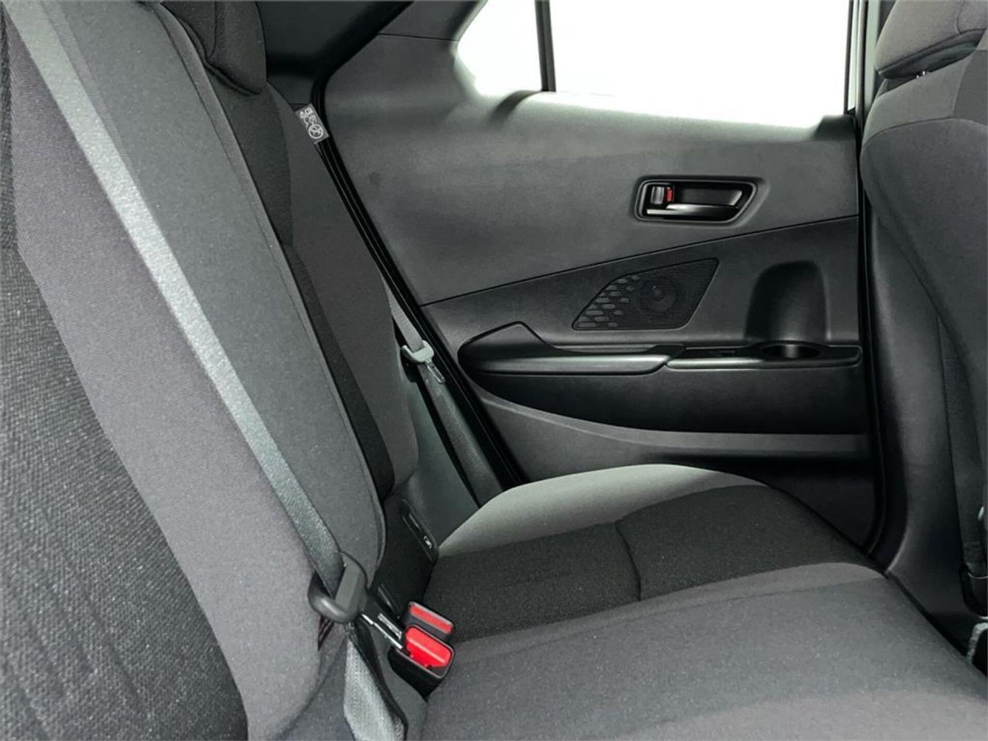 Foto 10 del anuncio Toyota C-HR Advance  de Ocasión en Madrid