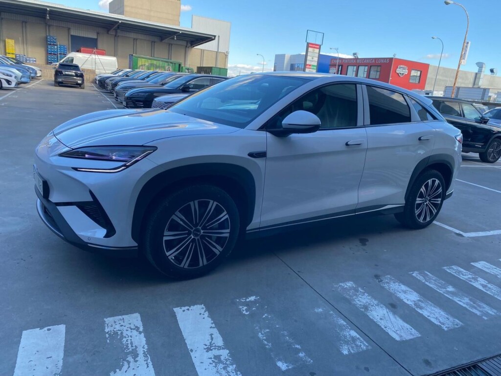 Foto 11 del anuncio BYD Sealion 7 83 kWh Comfort  de Ocasión en Madrid