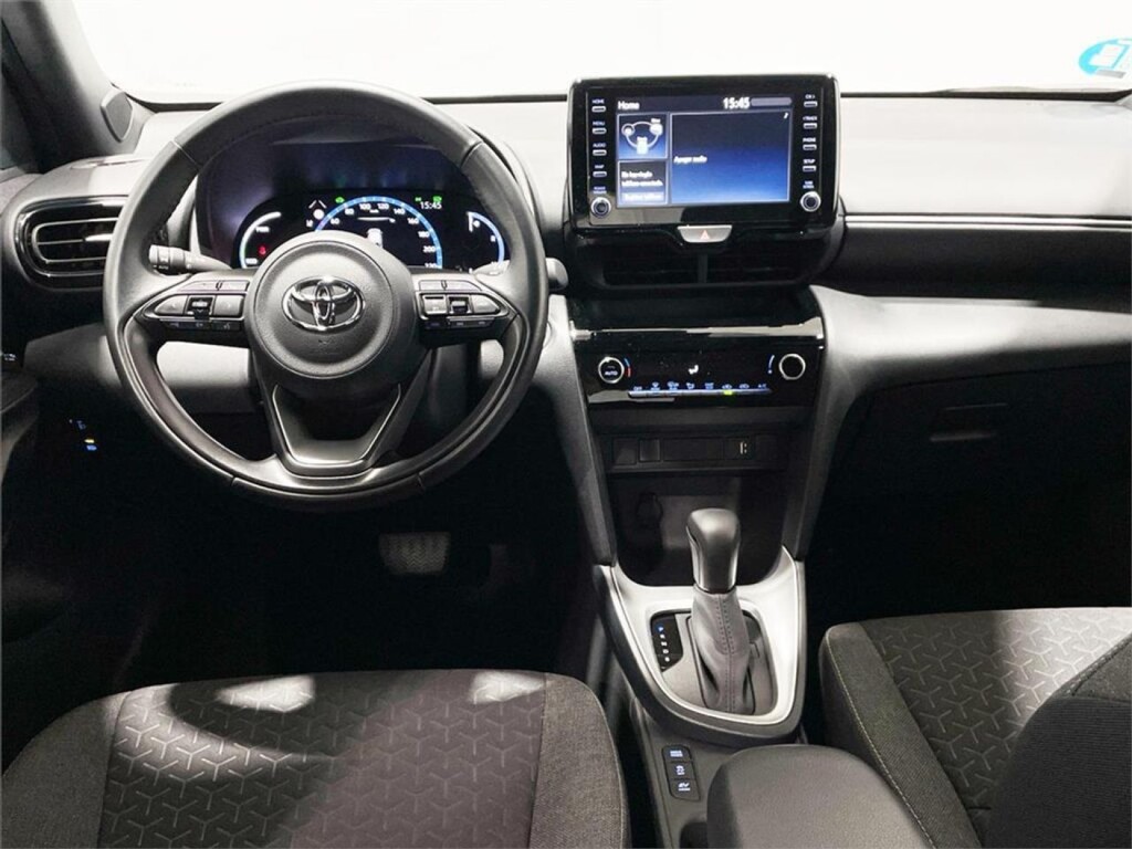 Foto 9 del anuncio Toyota Yaris Cross 5 puertas Active Tech 120H e-CVT  de Ocasión en Madrid