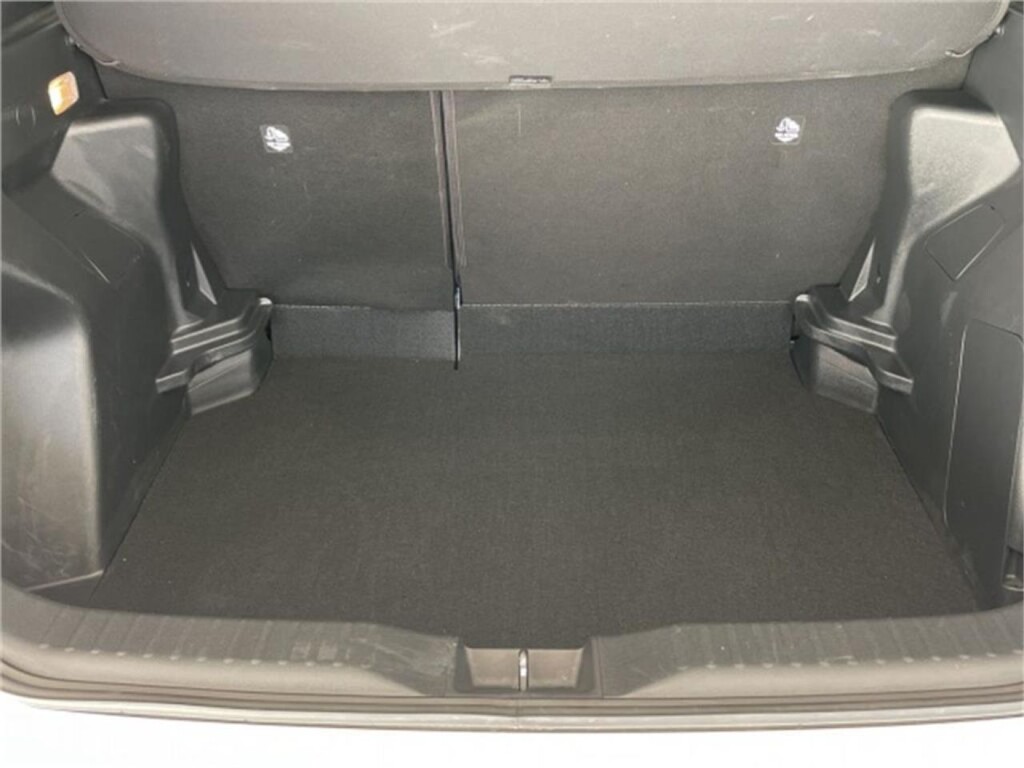 Foto 5 del anuncio Toyota Yaris Cross 5 Puertas Active Tech 120H e-CVT  de Ocasión en Madrid