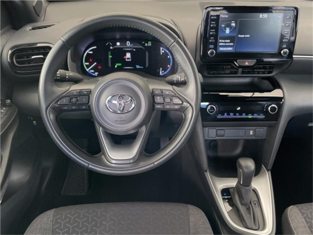 Foto 9 del anuncio Toyota Yaris Cross 5 Puertas Active Tech 120H e-CVT  de Ocasión en Madrid