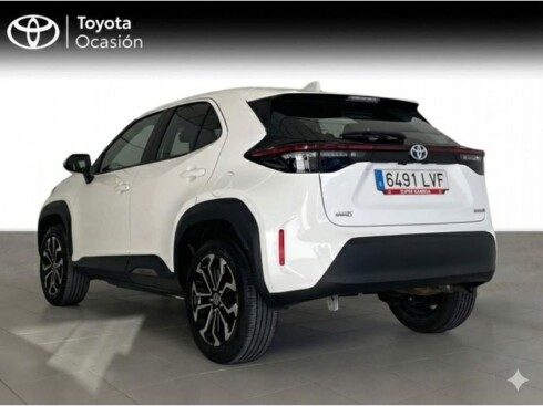 Foto impresión del anuncio Toyota Yaris Cross 5 Puertas Active Tech 120H e-CVT  de Ocasión en Madrid