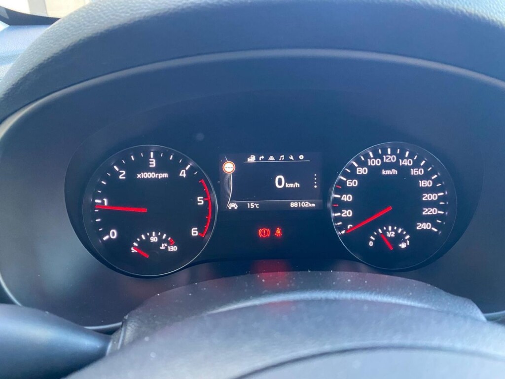 Foto 6 del anuncio Kia Sportage 1.7 CRDi VGT 85kW x-Tech17 4x2 Eco-Dyn  de Ocasión en Madrid