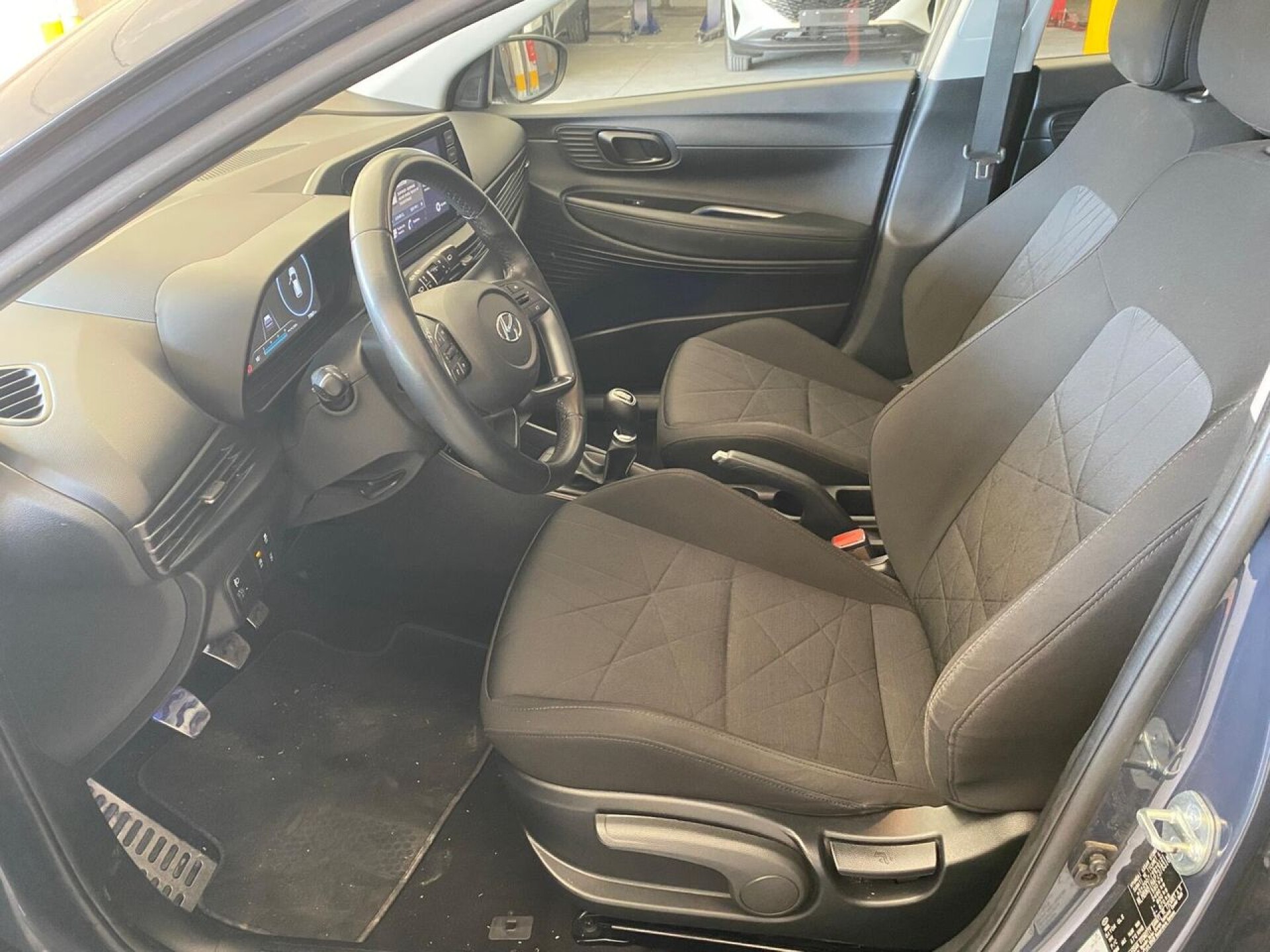 Foto 5 del anuncio Hyundai Bayon 1.2 MPI Maxx  de Ocasión en Madrid