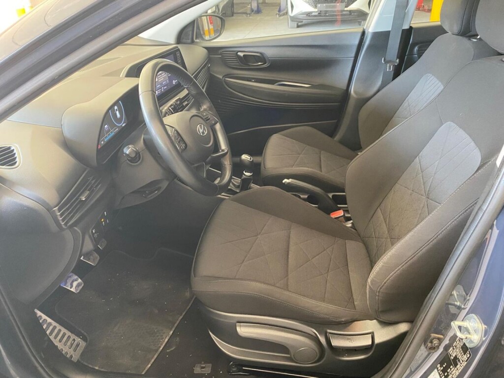 Foto 5 del anuncio Hyundai Bayon 1.2 MPI Maxx  de Ocasión en Madrid