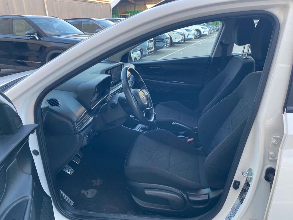 Foto 5 del anuncio Hyundai Bayon 1.2 MPI Maxx  de Ocasión en Madrid