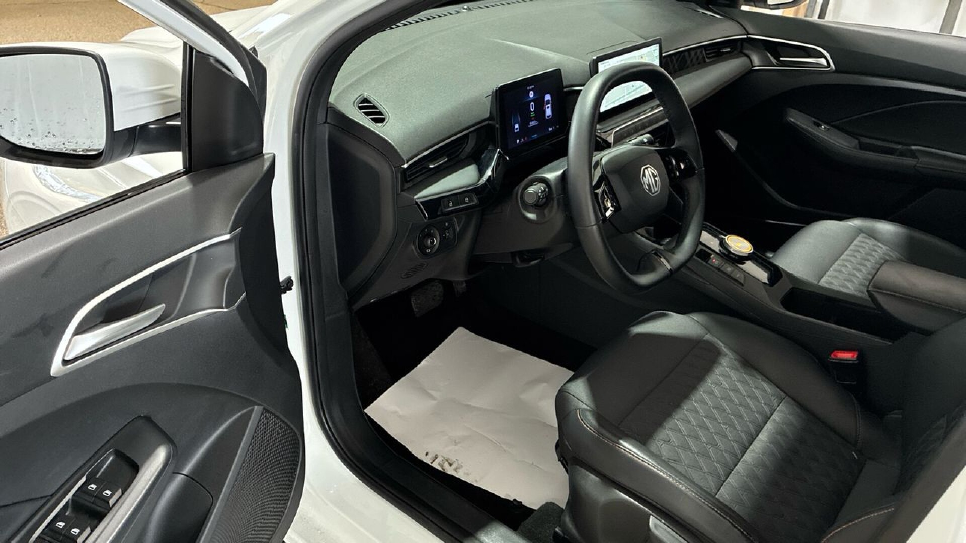 Foto 5 del anuncio MG MG3 Luxury MG3 Hybrid+ Luxury de Ocasión en Madrid