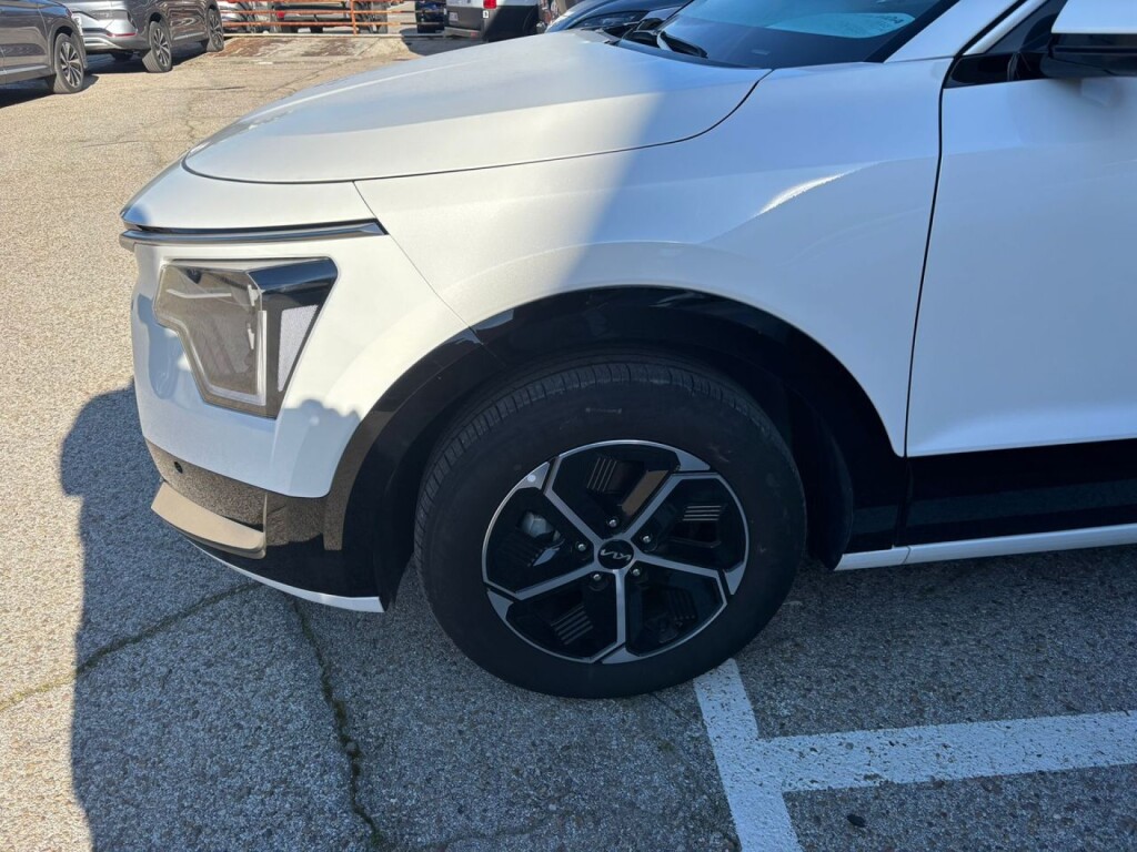 Foto 15 del anuncio Kia Niro 1.6 GDi HEV 95kW (129CV) Drive  de Ocasión en Madrid