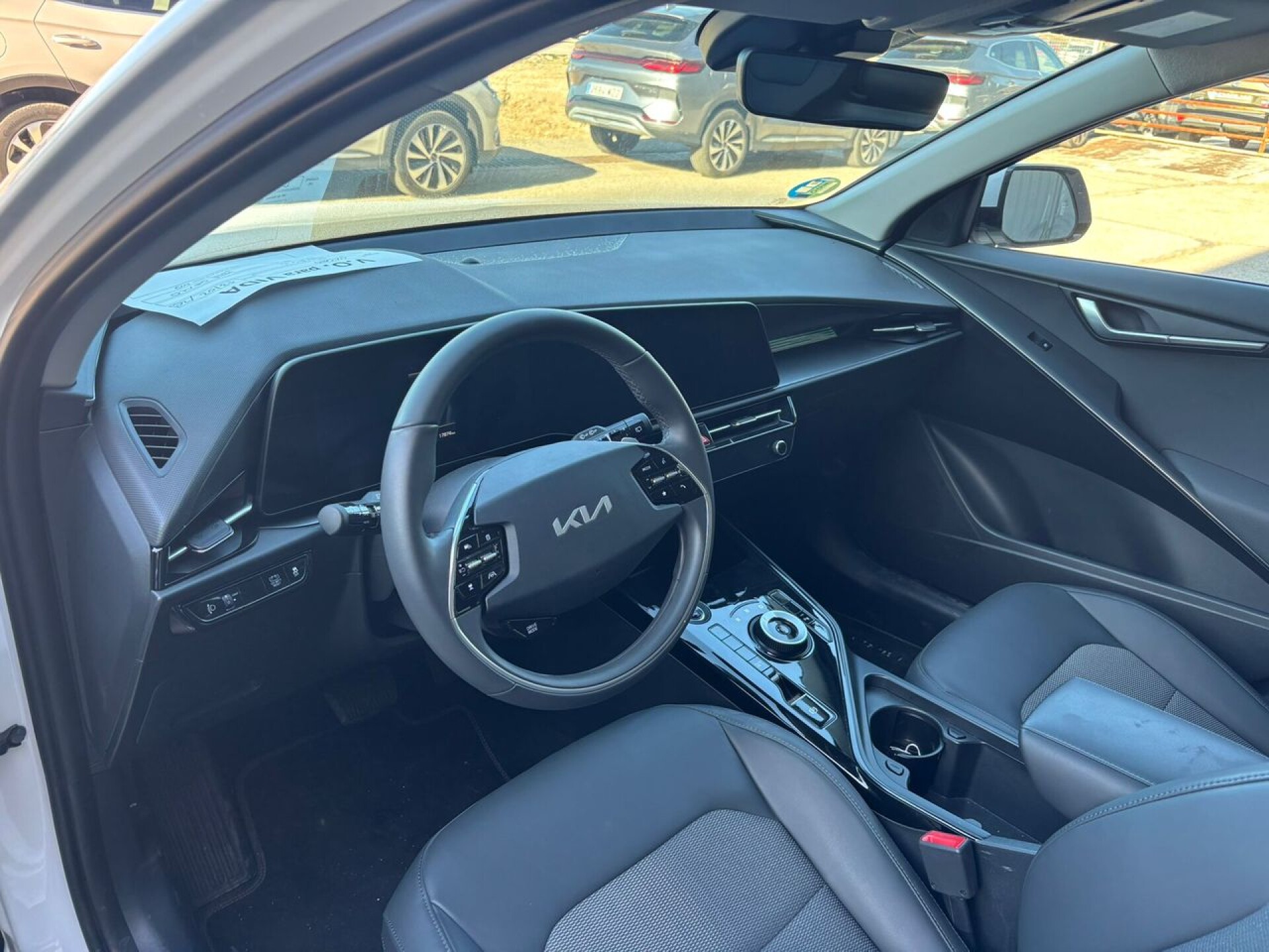 Foto 6 del anuncio Kia Niro 1.6 GDi HEV 95kW (129CV) Drive  de Ocasión en Madrid