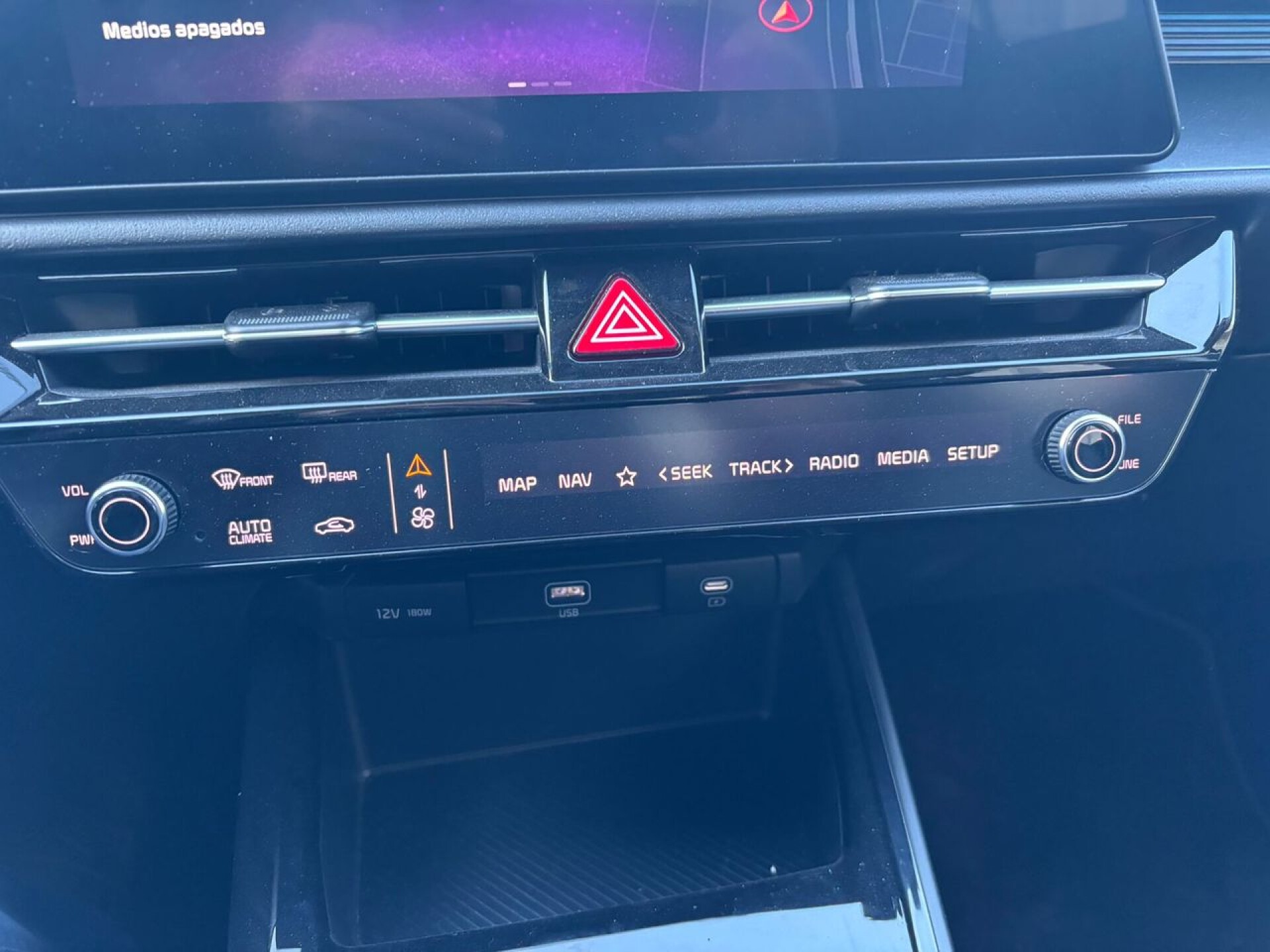 Foto 11 del anuncio Kia Niro 1.6 GDi HEV 95kW (129CV) Drive  de Ocasión en Madrid