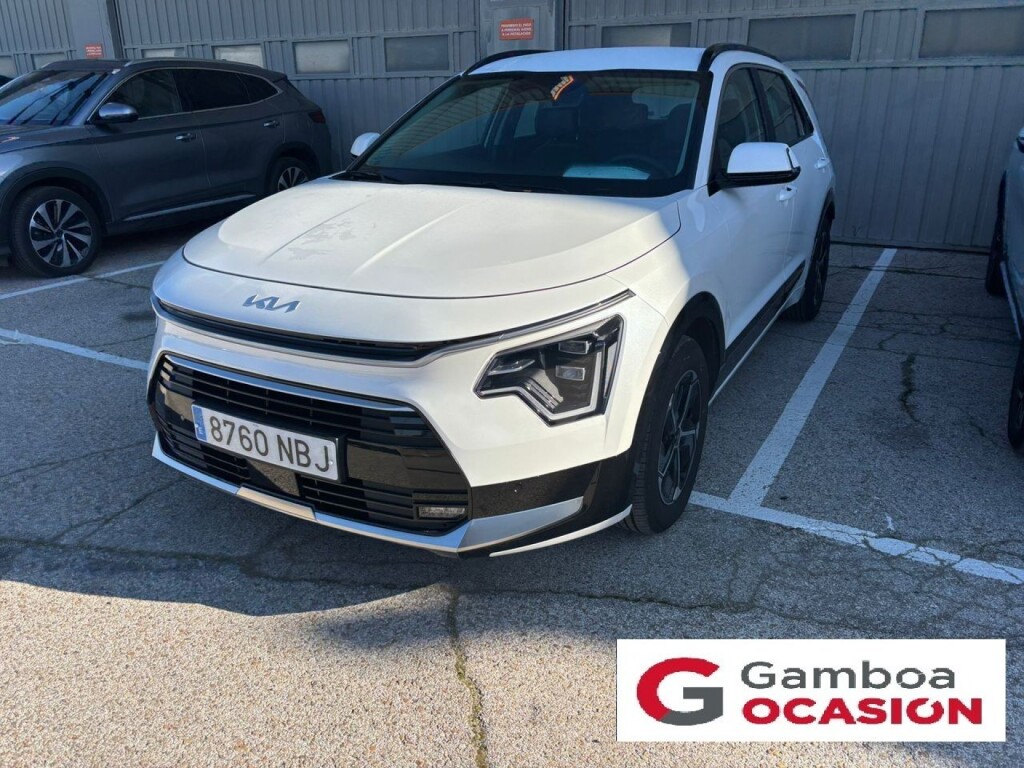 Foto principal del anuncio Kia Niro 1.6 GDi HEV 95kW (129CV) Drive  de Ocasión en Madrid
