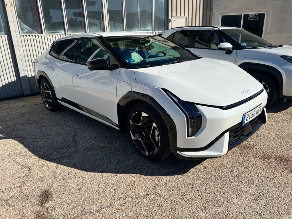 Foto 1 del anuncio Kia EV4 Fastback GT-Line 81,4kWh 150kW (L.Range)  de Ocasión en Madrid