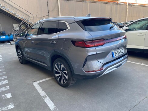 Foto impresión del anuncio BYD Seal U DM-i Comfort  de Ocasión en Madrid