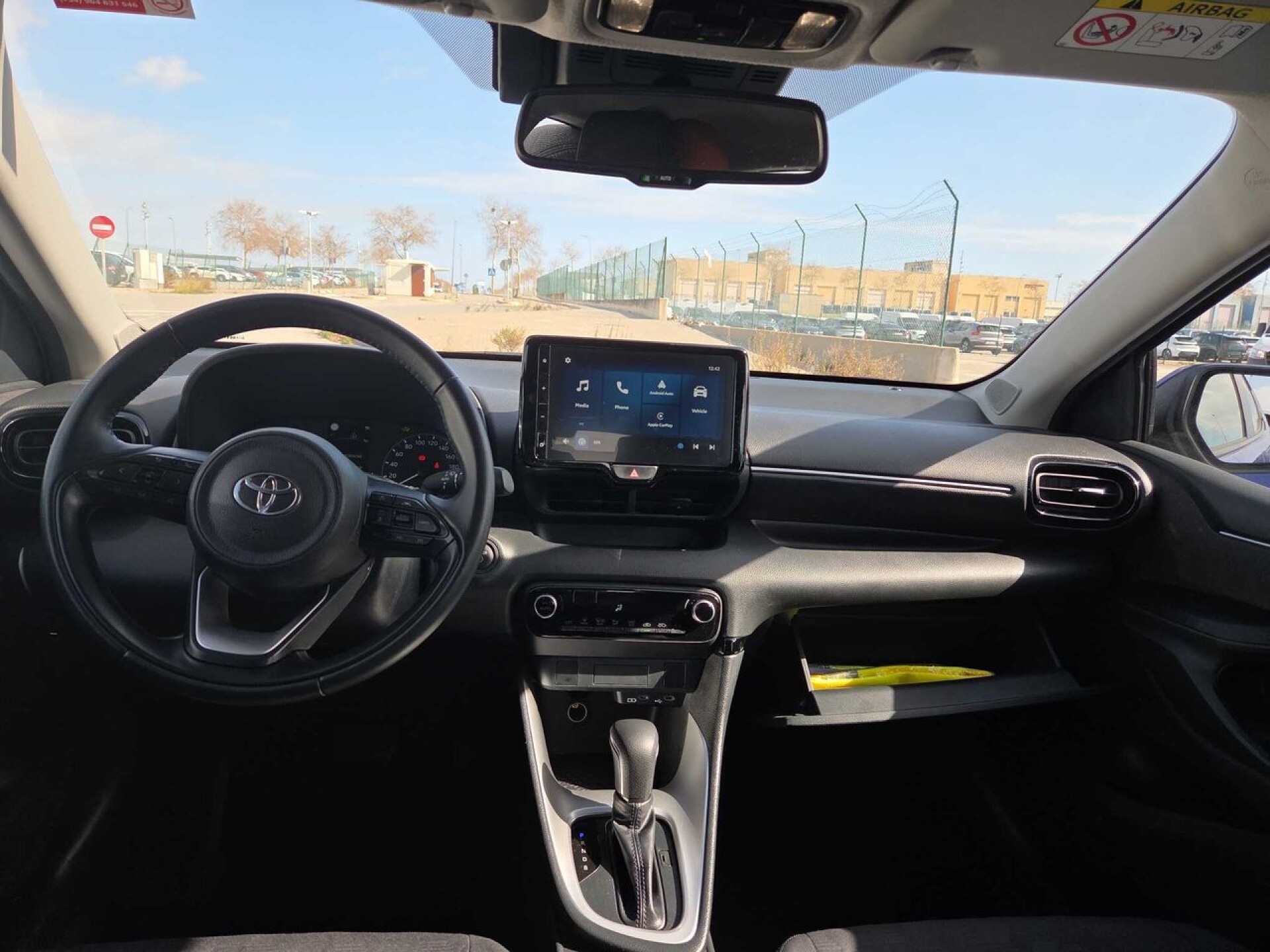 Foto 4 del anuncio Toyota Yaris 1.5 120H Active Plus  de Ocasión en Madrid