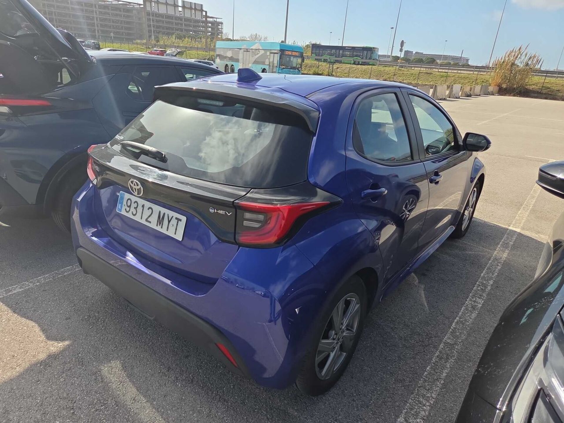 Foto 3 del anuncio Toyota Yaris 1.5 120H Active Plus  de Ocasión en Madrid