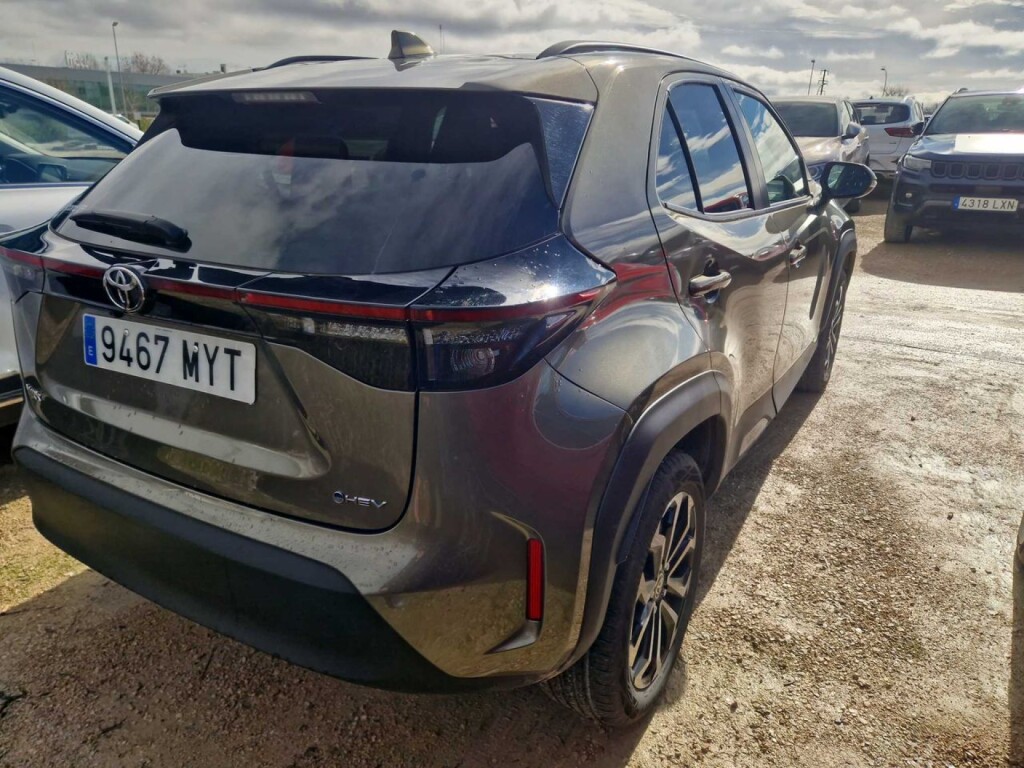 Foto 3 del anuncio Toyota Yaris Cross 1.5 120H Active Plus  de Ocasión en Madrid