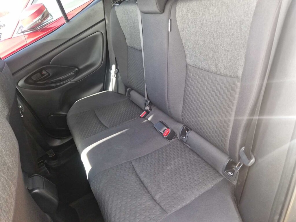 Foto 6 del anuncio Toyota Yaris Cross 1.5 120H Active Plus  de Ocasión en Madrid