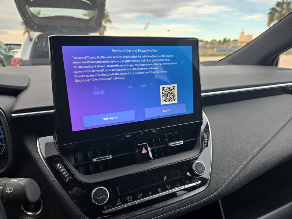 Foto 13 del anuncio Toyota Corolla 140H Active Plus Touring Sport  de Ocasión en Madrid