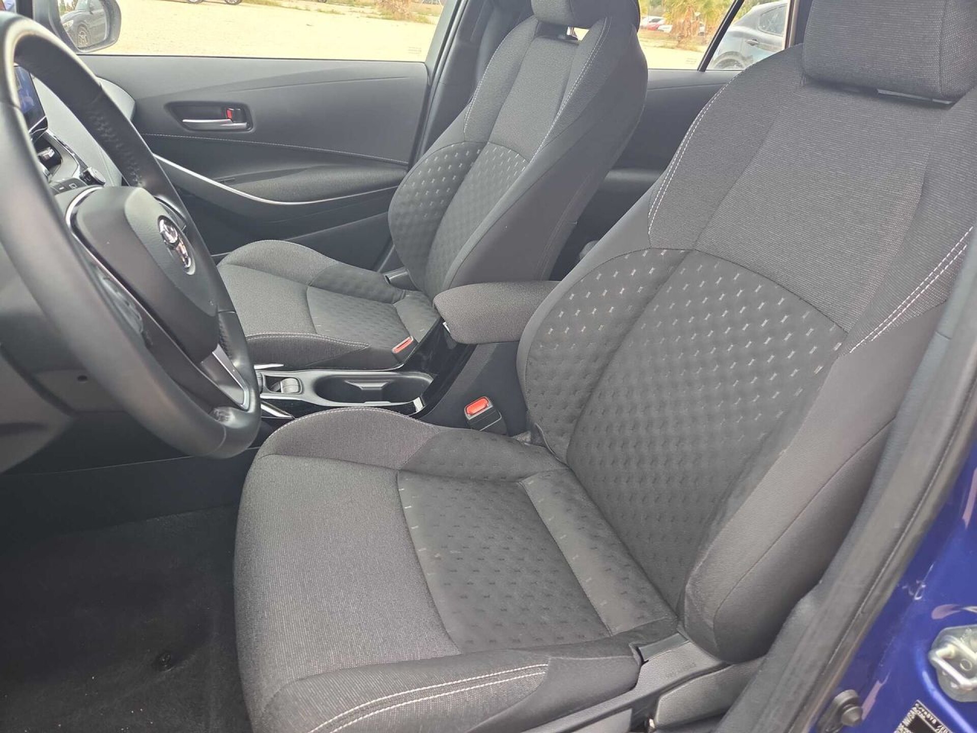 Foto 11 del anuncio Toyota Corolla 140H Active Plus Touring Sport  de Ocasión en Madrid