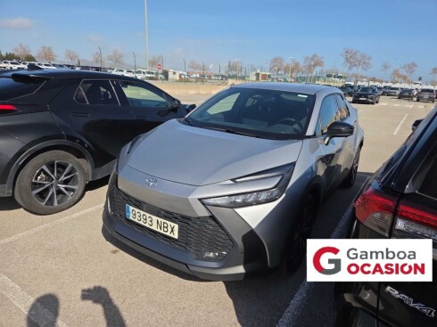 Foto principal del anuncio Toyota C-HR 1.8 Advance Hybrid 140  de Ocasión en Madrid
