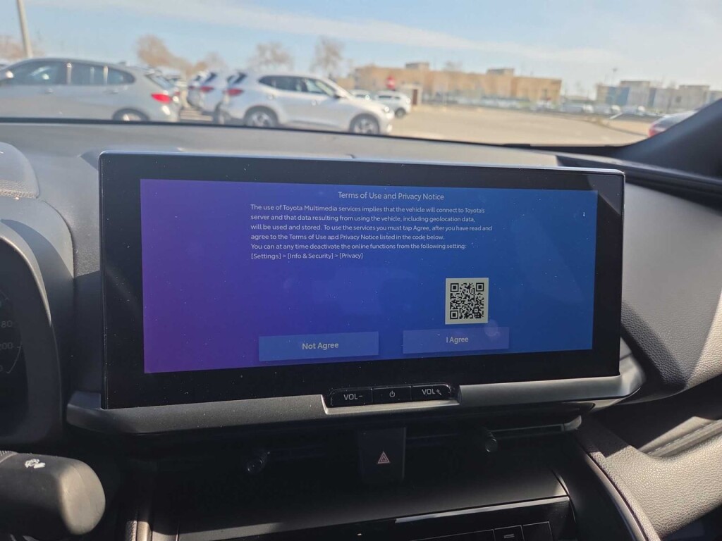 Foto 7 del anuncio Toyota C-HR 1.8 Advance Hybrid 140  de Ocasión en Madrid