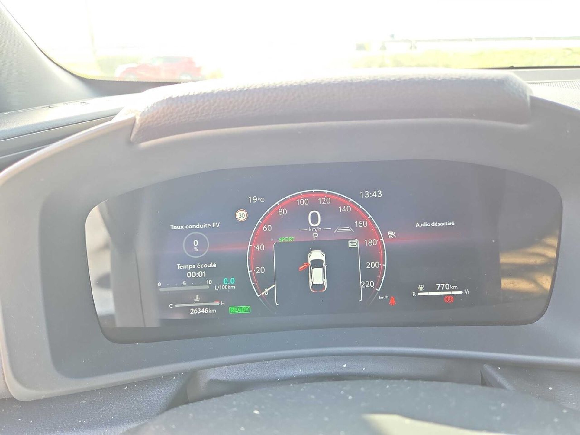 Foto 8 del anuncio Toyota C-HR 1.8 Advance Hybrid 140  de Ocasión en Madrid